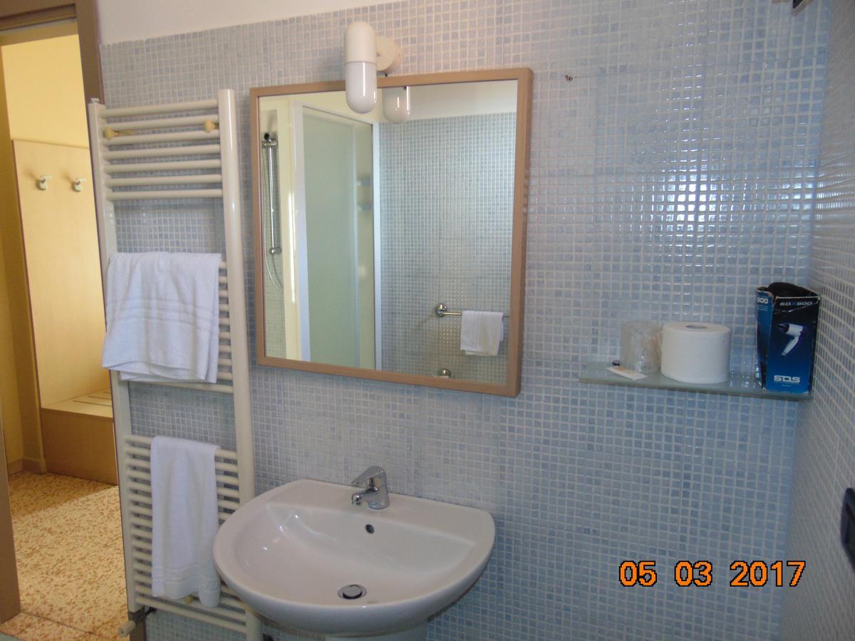Hotel Mazzocchetti Città Sant'Angelo Esterno foto