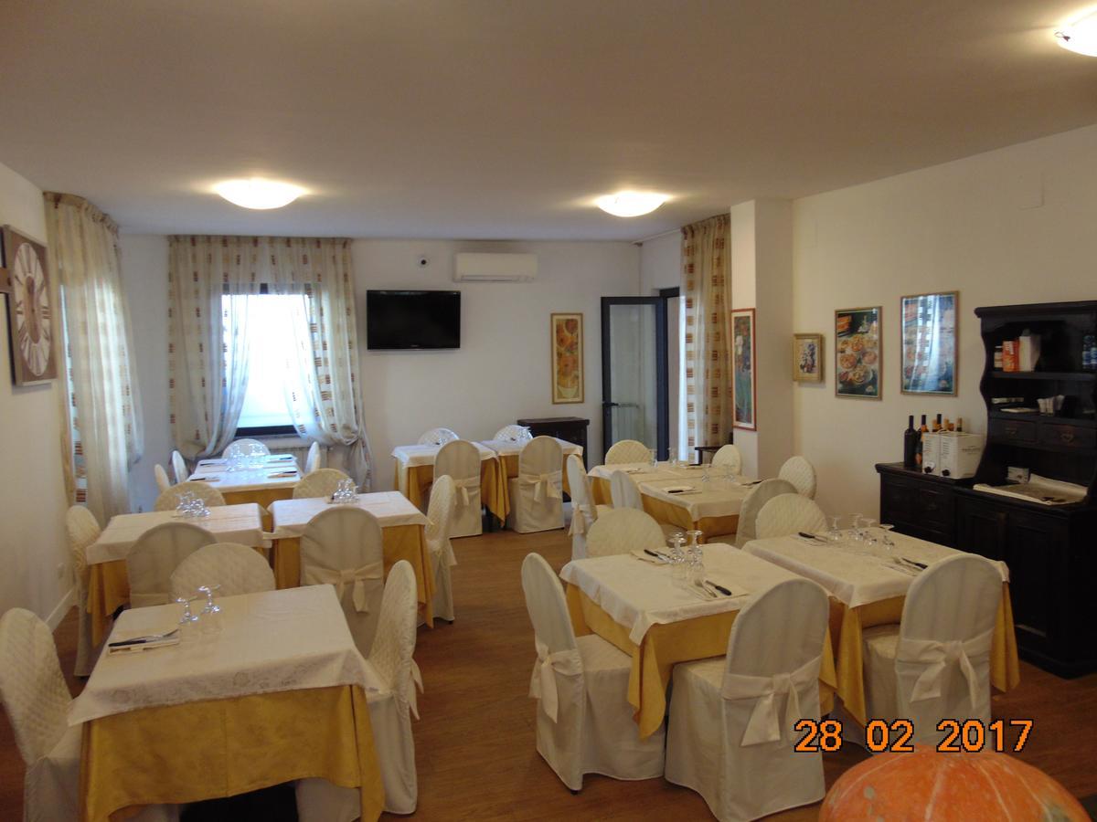 Hotel Mazzocchetti Città Sant'Angelo Esterno foto