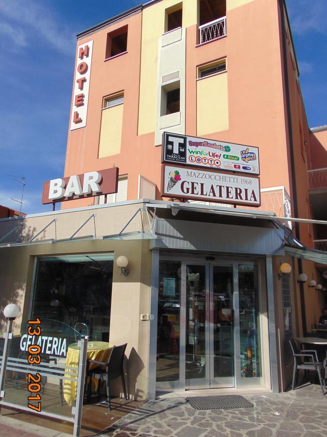 Hotel Mazzocchetti Città Sant'Angelo Esterno foto