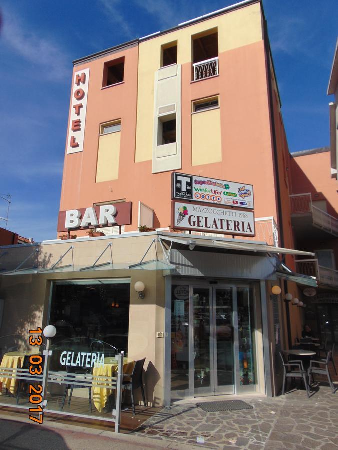 Hotel Mazzocchetti Città Sant'Angelo Esterno foto
